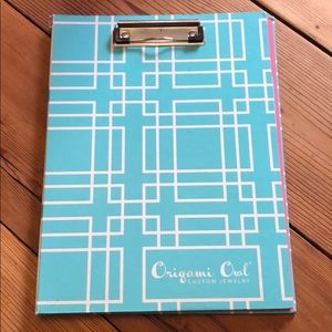 Origami Owl clipboard with pockets